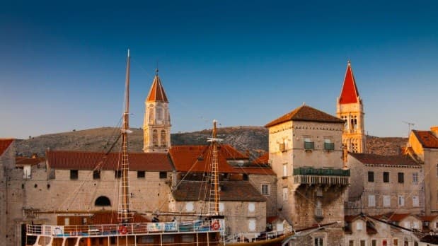 Taxi service in Trogir